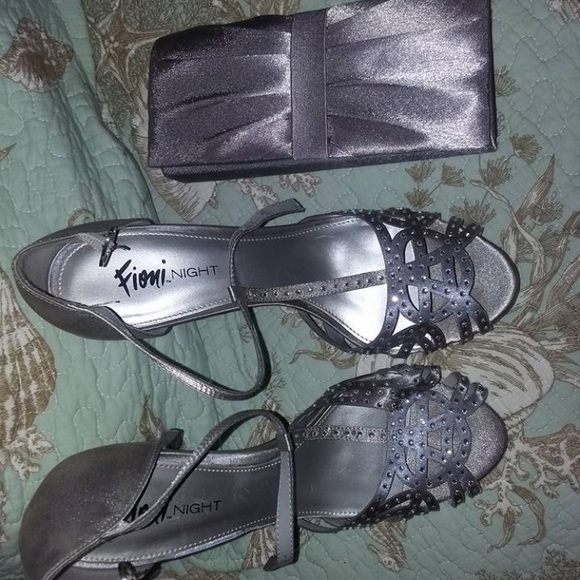 Silver 3.5” Heels w/ Rhinestones & Matching Purse - Picture 2 of 2